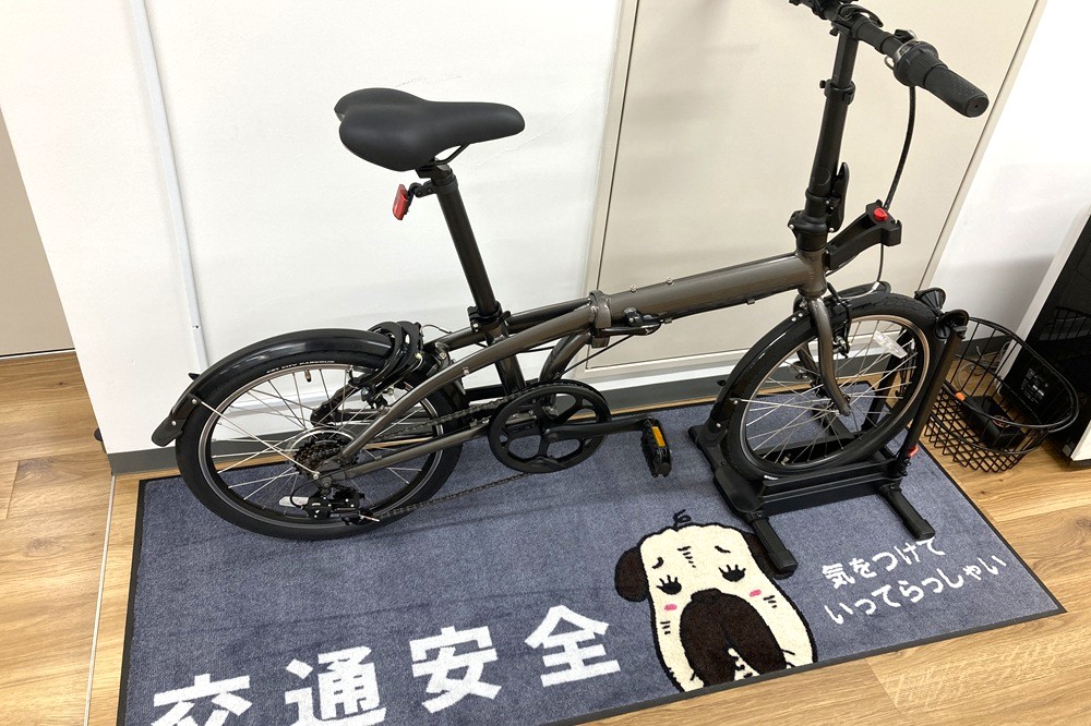 押入れ産業本部の自転車マット